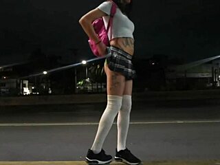 deep throat dicks with lots of saliva 😋