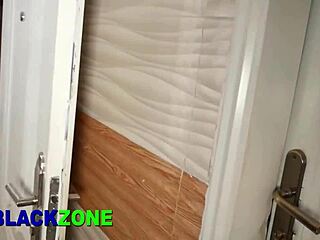 Homemade Kitchen Encounter with Young Babe Feels Great and Worth Repeating