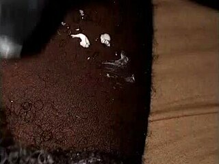 private session with big black item in solo moment