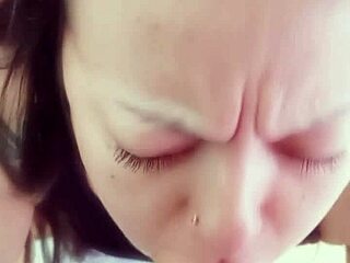 she gives a delicious homemade blowjob with deep throat