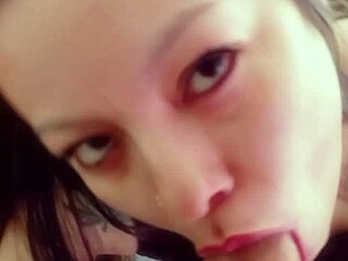 she gives a delicious homemade blowjob with deep throat