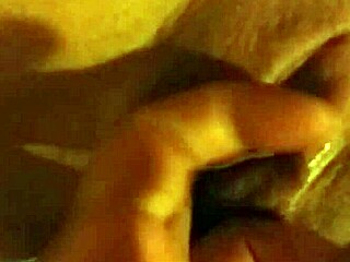 Fingering my girl and playing with her clit!