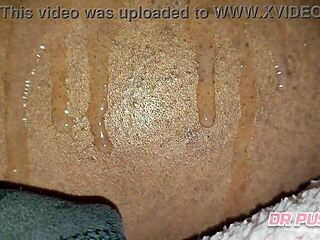 Deixei O Rabo E A Pussy Cremosa De Fora Para O Meu Inquilino Pagar A Renda