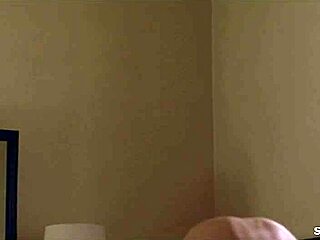 Jennifer Connelly Stars In Love And Shadows 1995