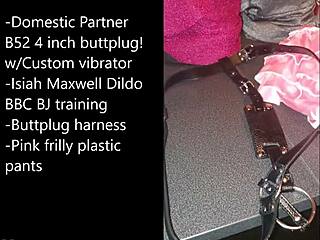 Sissy prepares for selfbondage