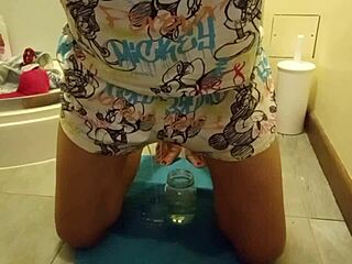 Cute Girl Wets Herself While Using Dildo