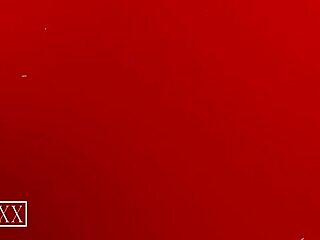 Lola's tip for riding big ass with cumshot?