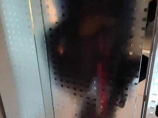 Meu Marido Corno Me Deu De Presente De Natal Um Garoto De Programa Para Me Fude E No Final O Corno Do Meu Marido Comeu Tudo A Porra Do Prostituto