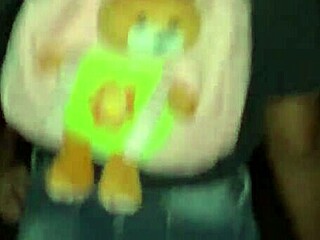 public latina offers ass in outdoor brazilian amateur scene