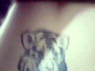 Papiochox8 features an intriguing bubble butt and pussy display