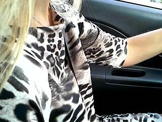 Masturbating in Car While Driving 🚗