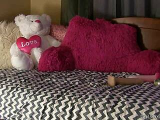 Amber Hahn Worships Dildo With Dirty Talk