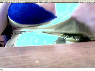 Teen 18+ webcam girl performs in free amateur sex video session