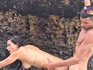 i fucked the hot married woman on the beach