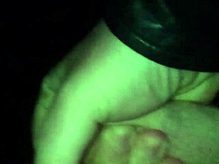 fatthocoo jerks off to cum in handjob session