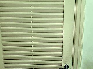 Latina MILF client offers anal to Brazilian loan shark in hospital, getting cum on ass after blowjob.