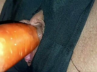 Nasty teen amateur eats cum in creampie quickie