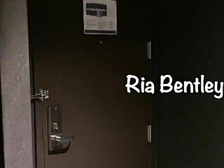 Ts Ria Bentley Has Deep Anal Sex With Hotel Handyman Smash Tafarih