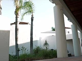 puta sissy in miniskirt gets fucked by thick cock in park