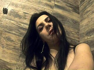 Milfycalla, Play With Pee Compilation?