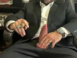 i uh, watch jason collins smokin a cigar while he's got that boner goin on...