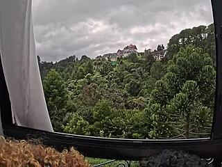 Minhas Amigas Me Ensinaram a Usar Brinquedos com Brazilian Big Pussy Play