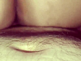 Chupando y Sacando Toda la Leche a Latino Tatuado