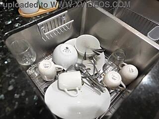 i called the pest control guy but ended up getting my pussy licked and creampied in interracial action