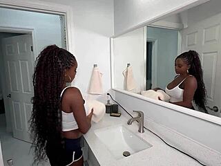 Tender Strokes Squirting Ebony Fiancée Big Cock Masseur