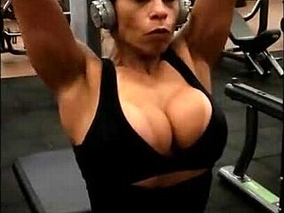 Linda garota enjoys being fucked with force in milf scene