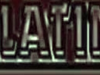 Madre soltera venezolana, you want to eat foreign cock without condom in jacuzzi in Medellin lol?