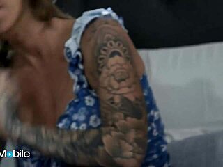 Blonde Lesbians In Bed Enjoy Pussy Licking And Passionate Scissoring With Loud Moans Of Pleasure