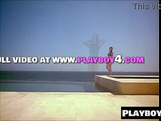 I love posing totally naked showing my big tits and hot booty like morena corwin and tamara sky