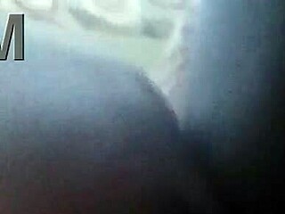 Desireemonia plays with her new toy for squirting ebony clit fun 😏