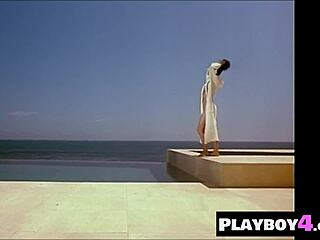 I love posing totally naked showing my big tits and hot booty like morena corwin and tamara sky