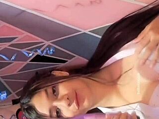 Universitaria Rides Huge Dildo In Steamy Solo Session With Toys