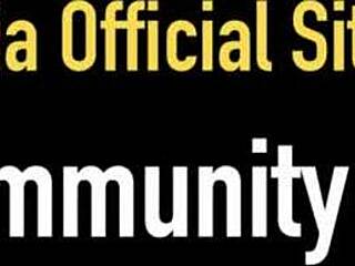 Cougar Jenna Jay Milks Miles Long With Nice Tits