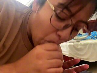 Quick morning romp with my latina amateur partner