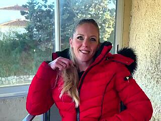 Aurbeaureal Belle Blonde Veut Deux Bonnes Bites In Sexy Lingerie Mmf Threesome With French Milf Slut Stockings And Big Tits.