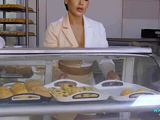 Baker Fills Mariana Martix's Ass with Cum - Max Betancur