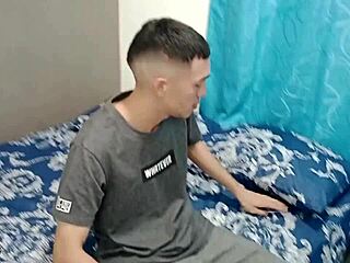 hermanastro couldn't resist pounding my wet pussy doggystyle until creampie explosion