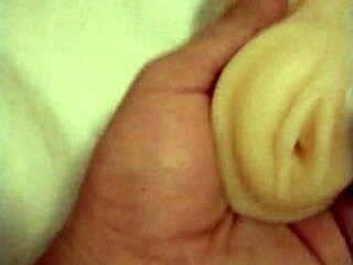 oh man, this magic mushroom toy is huge... wanna see me try it first time?