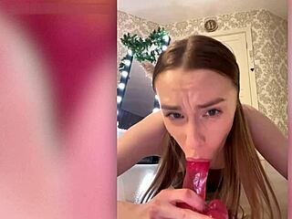 blowjob ass fuck and anal fisting from webcam girl - vikusik22a?