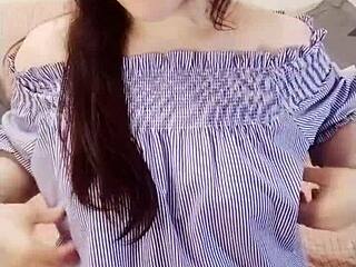 Horny Lammy Pixel Dildo Vibrator Action!