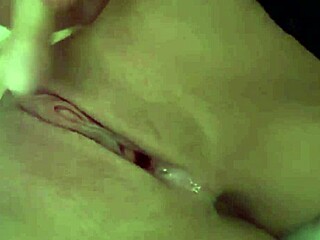 Latina Beauty Indulges in Sensual Masturbation with Dildo for Ultimate Pleasure