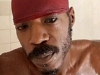 Pretty cute amateur brunette roommate from usa kisses mature lover in passionate workout session