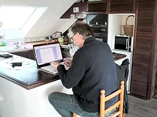 Wife's Extreme Cheating Blowjob And Creampie Caught By Husband