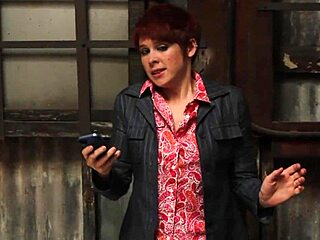 Short Hair Lesbian And Beautiful Neighbour Flirt Before Fingering And Cunilingus In Bedroom