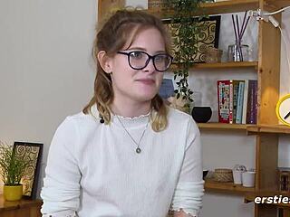 Ersties luna treats her shaved pussy to dildo and vibrator pleasure solo 😏