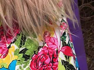 giving my girl a delicious massage with a happy ending using sex toy outdoors